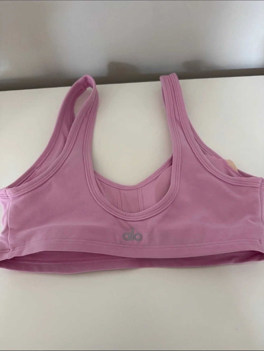 ALO Yoga Soft Support Sports Bra - Light Pink